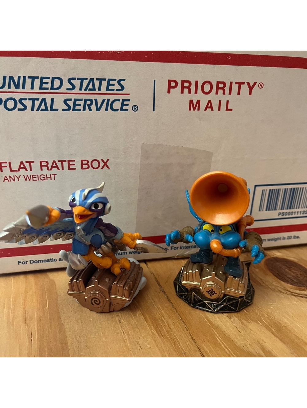 Skylanders Superchargers Figures Lot - Stormblade & Big Bubble Pop Fizz